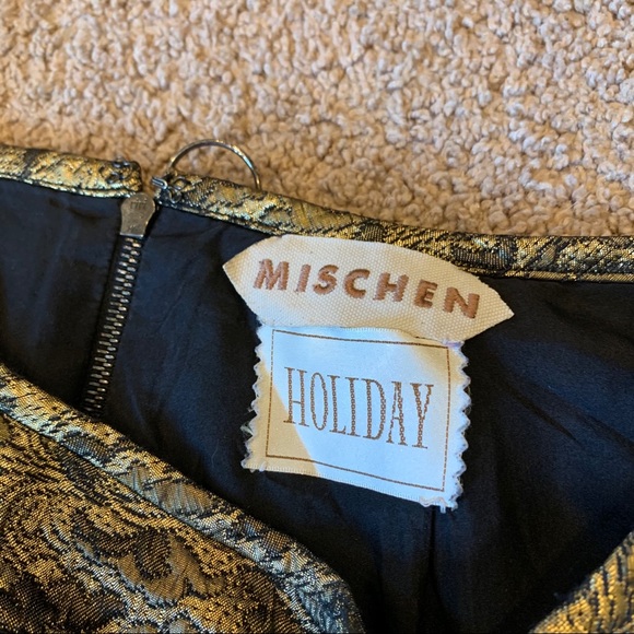 Mischen quilted gold mini skirt - Picture 4 of 5